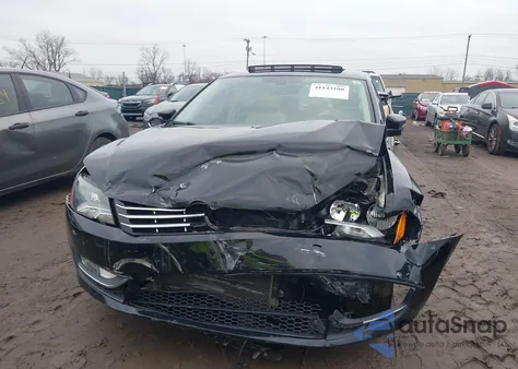 2015 Volkswagen Passat 1.8T Sel Premium из США, поврежденный, VIN 1VWCS7A36FC122780